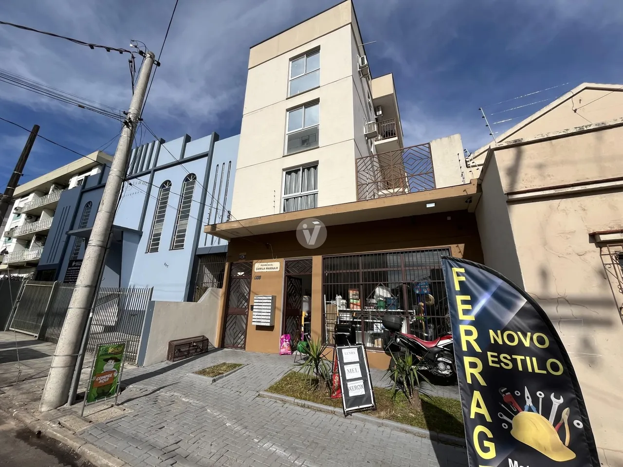 Apartamento 1 dormitório com churrasqueira a uma quadra da UFN