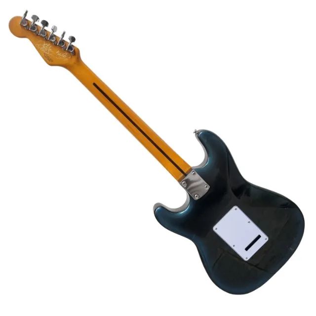Fender Squier マルチレイヤー　ストラト Standardシリーズ Fender Squier マルチレイヤー ストラト Standardシリーズ Fender