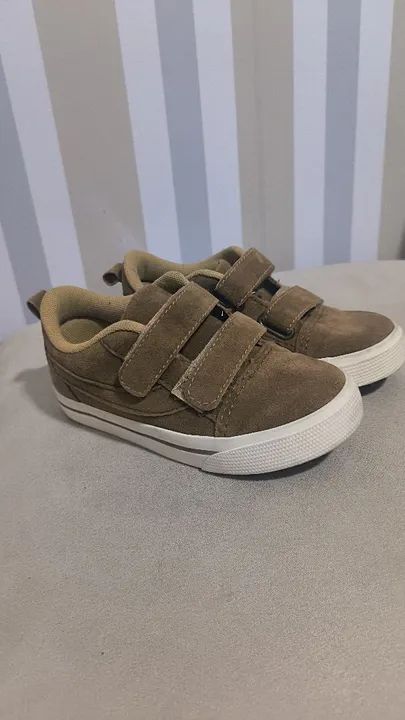 Tênis Infantil - Tamanho 26