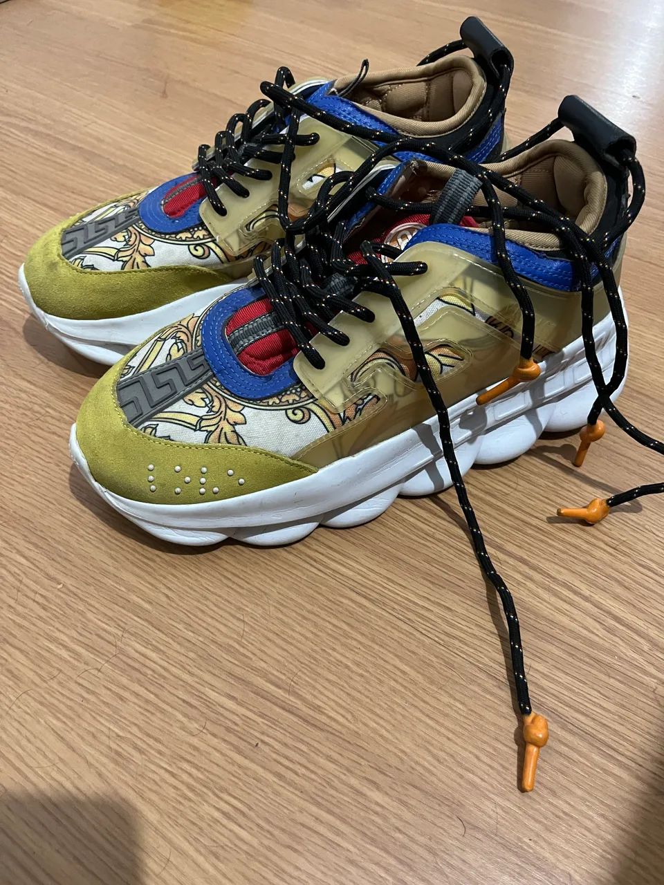 Tênis Versace Chain Reaction