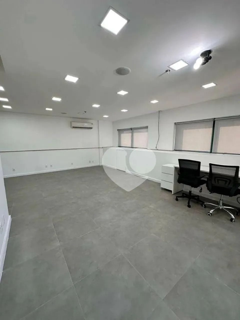 Sala Comercial 54 m²  Vista Frontal  CEO Offices (Barra da Tijuca)  Piso Elevado  1 Banhei - Foto 6
