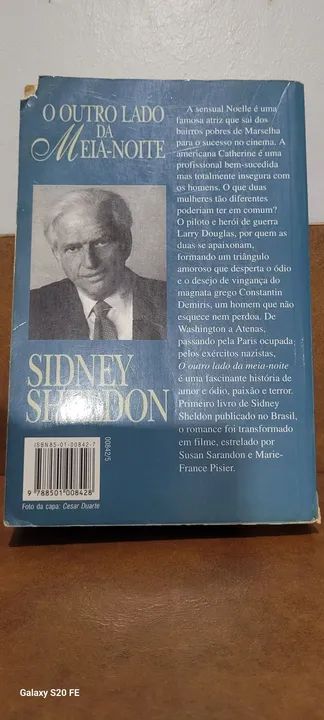 Livro O outro lado da meia noite-Sidney Sheldon - Foto 2