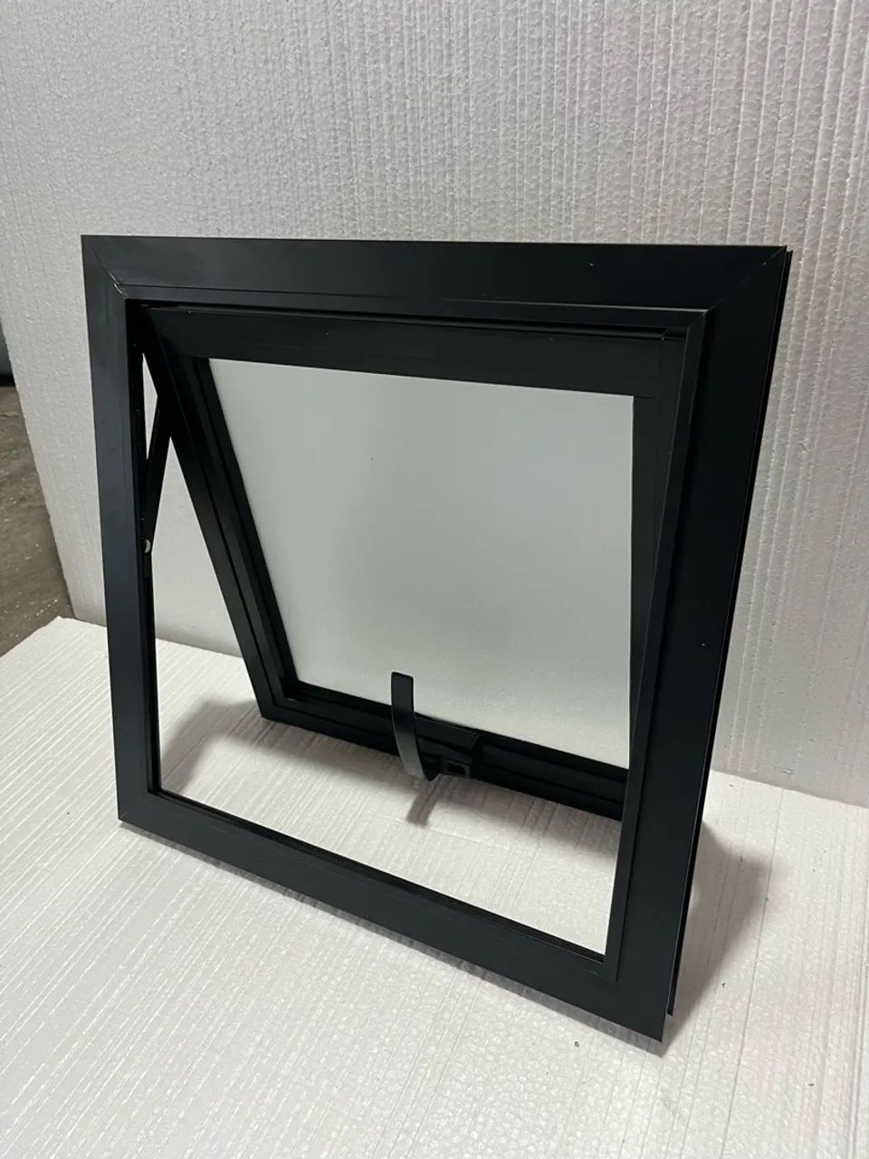 PROMOÇÃO Janela maxiar 40x40, Esquadria De alumínio, Linha Suprema - Foto 3