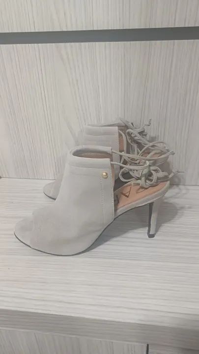 Sandália 36 Carmim cinza com tiras