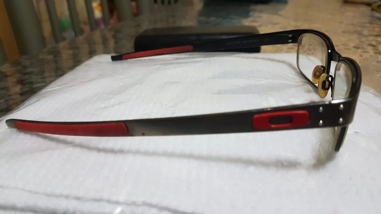 Armação oakley metal  - Foto 2