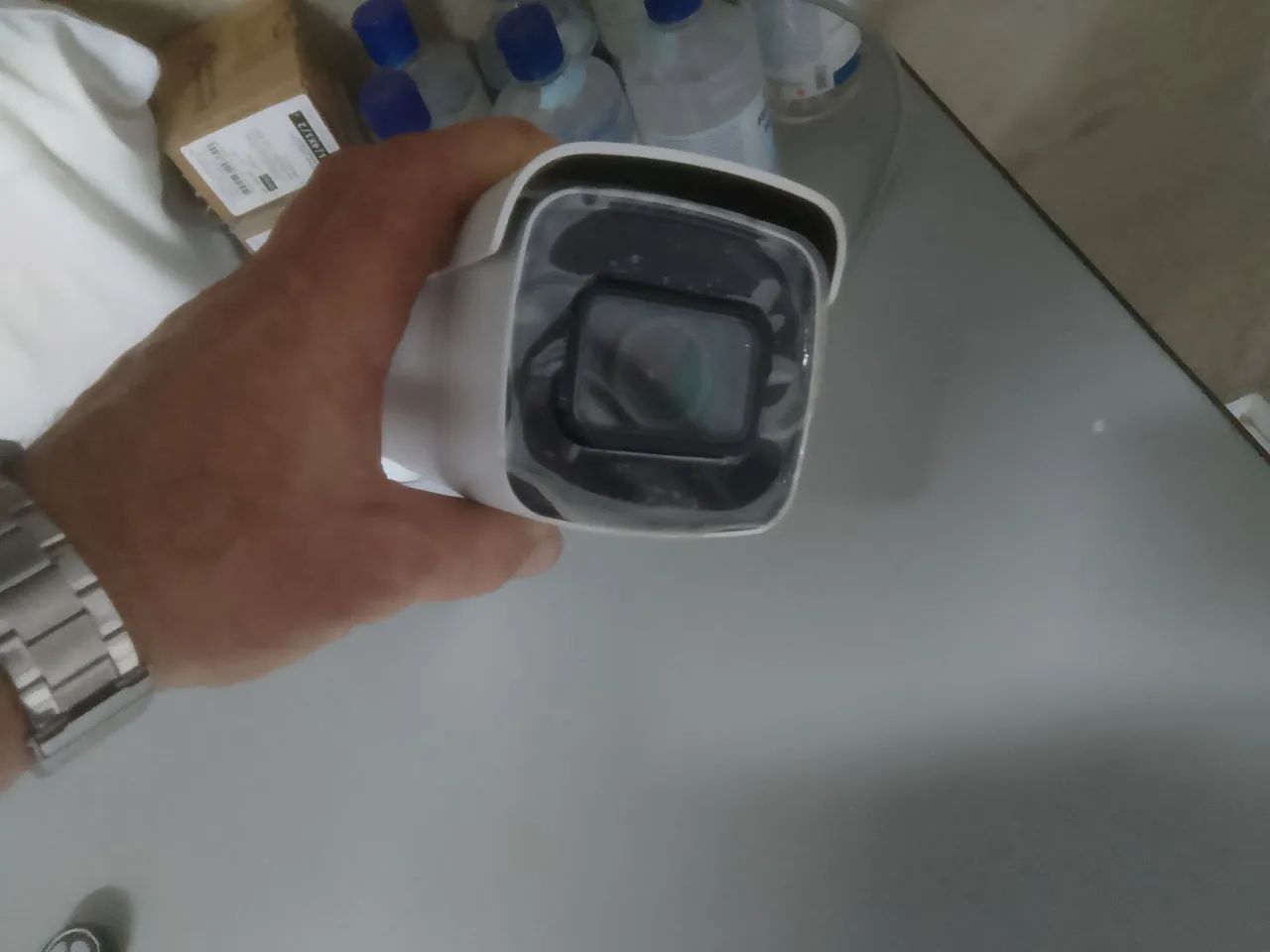 Câmera de Segurança Hikvision DS-2CD2635FWD-IZS - Foto 4