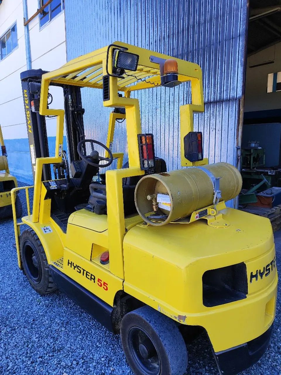 Empilhadeira Hyster 55 - Usada - Foto 2