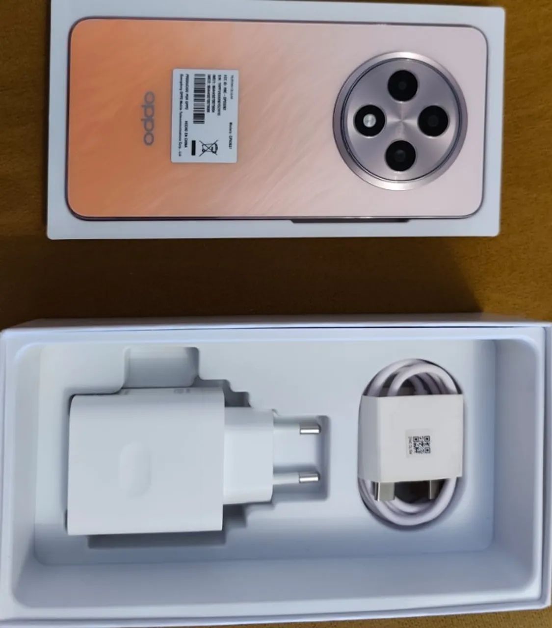 Celular  OPPO RENO12F5G - Foto 3