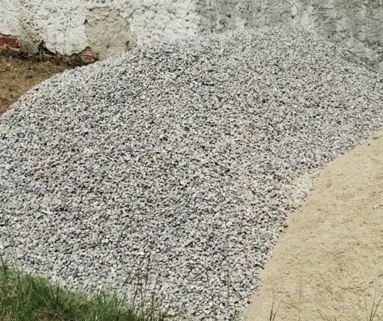 Areia e Pedras para Construção