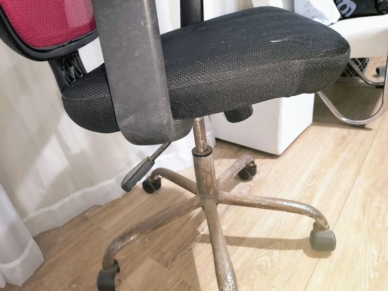 Cadeira de escritório  - Foto 3