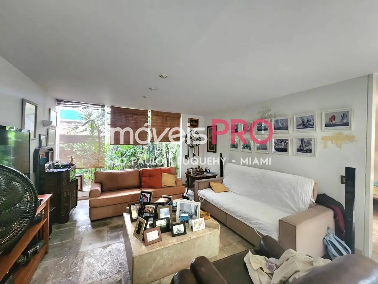 Casa com projeto de renomado arquiteto a venda no jardim Europa com 275m2, 3 dormitórios, 
