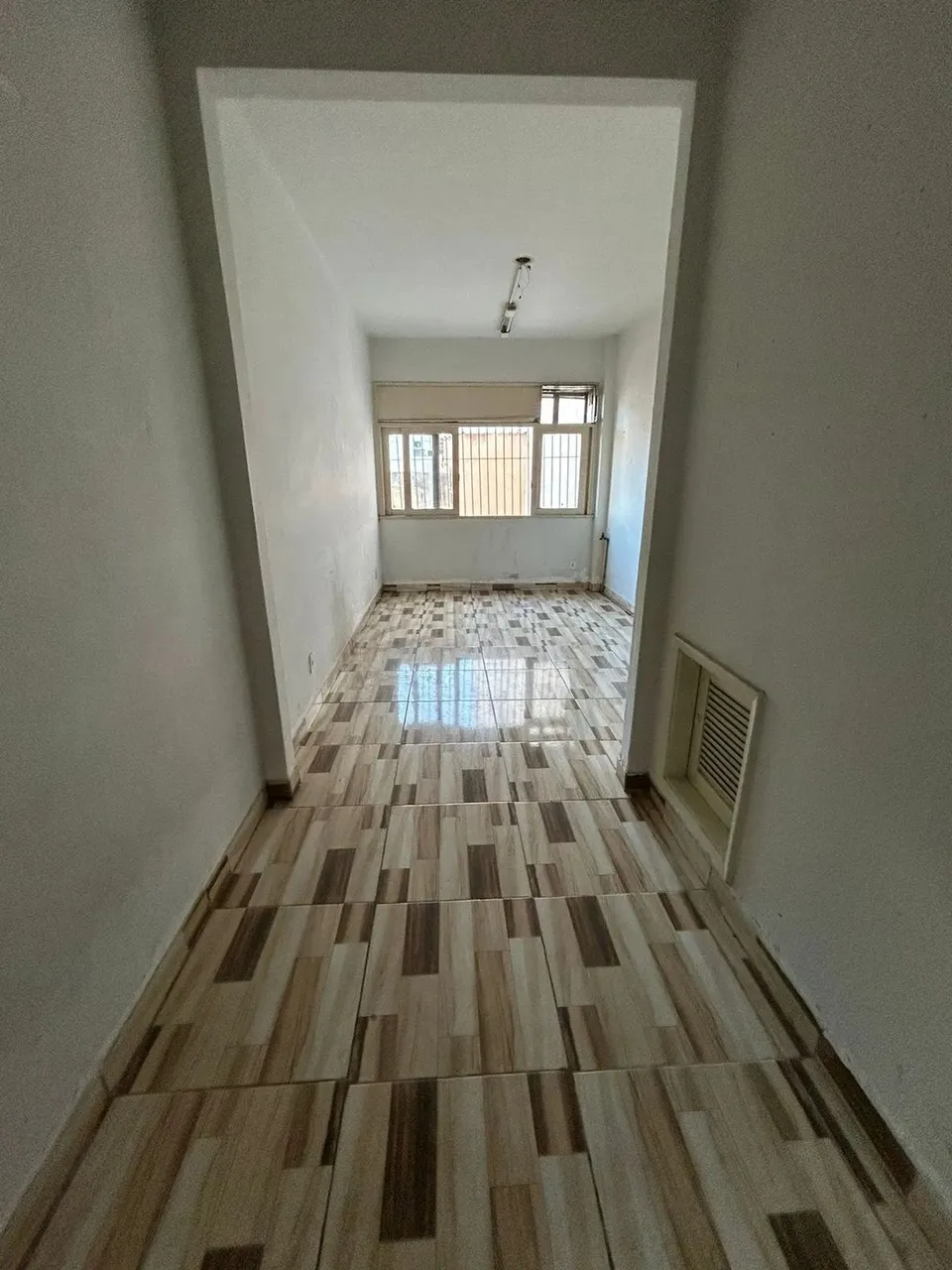 Alugo sala em Madureira - Rio de Janeiro - RJ