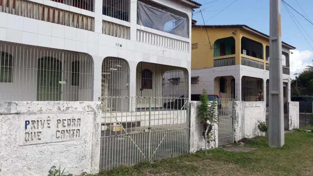 Casa para temporada em local tranquilo, contrato anual