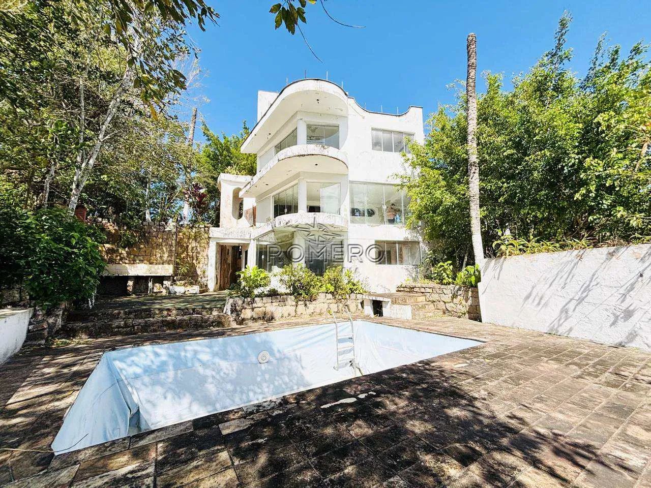 Casa com 6 quartos, Ponta das Toninhas, Ubatuba - R$ 2.2 mi, Cod: 2689