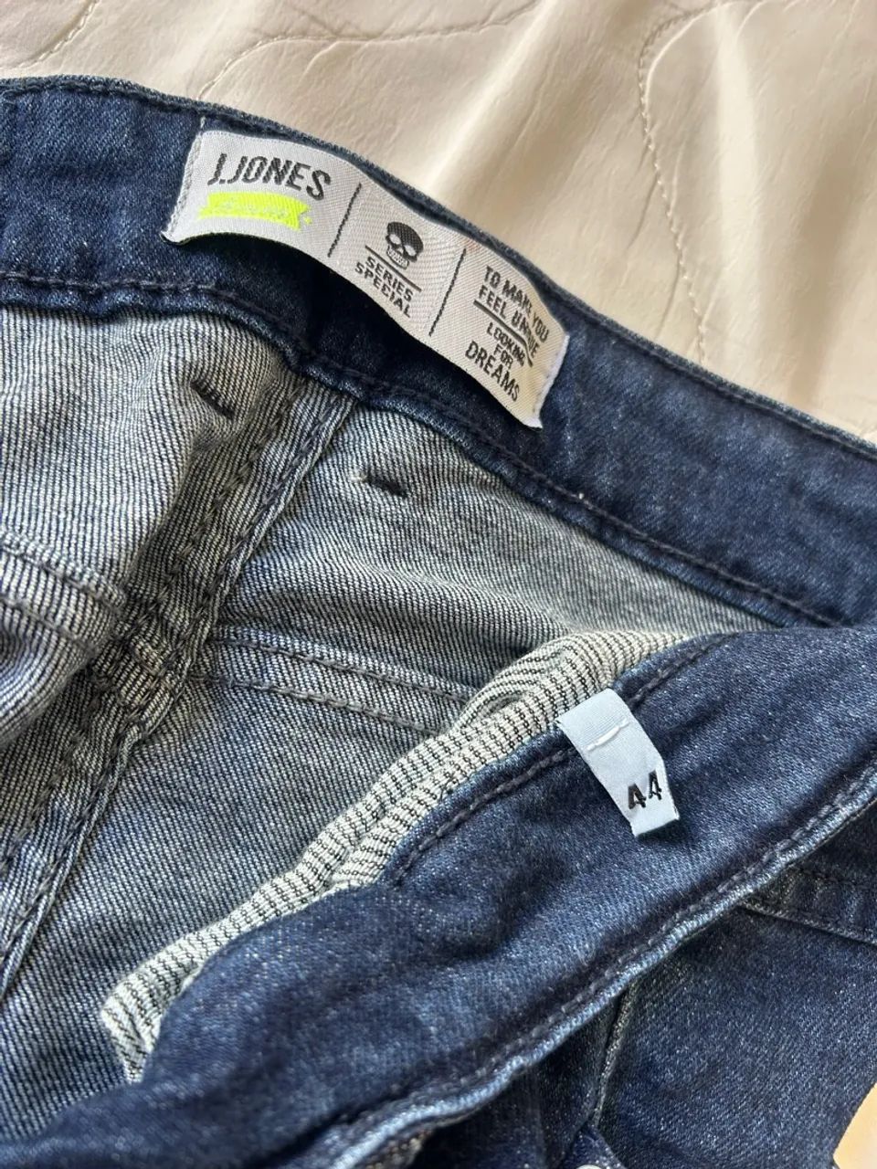 Short Jeans Destroyed - L Jones - Foto 2