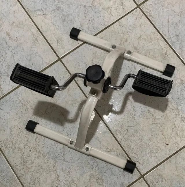 Pedaleira orgometrica semi nova