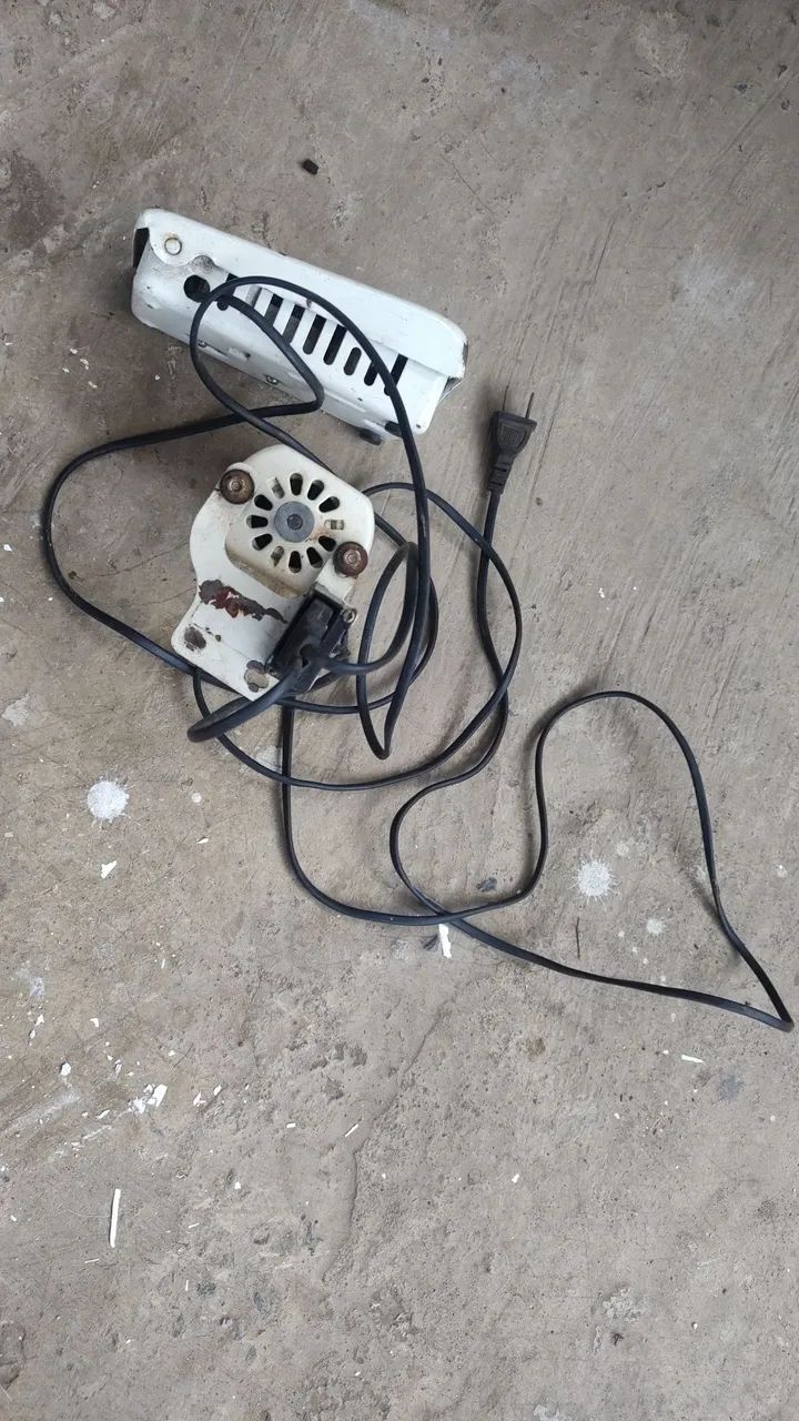 Motor para máquina de costura 127v - Foto 2