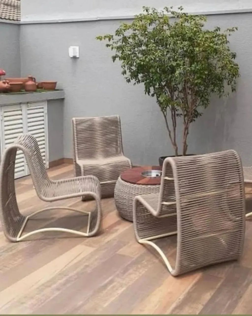 CONJUNTO DE POLTRONAS + CHAMPANHEIRA
