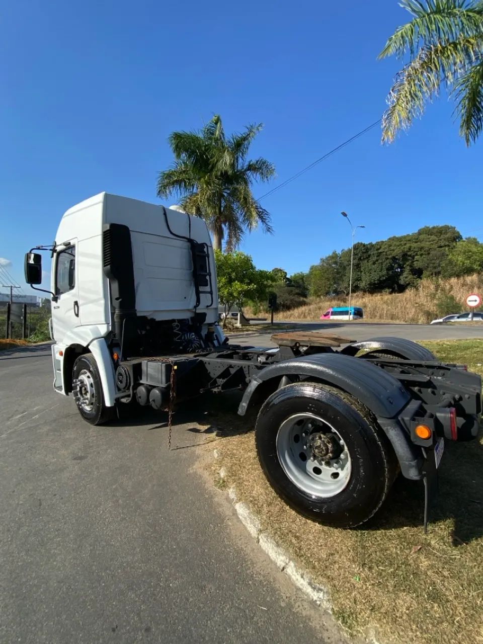 VW 19-330 ano 2015 (CAMINHAO MUITO NOVO) - Foto 3