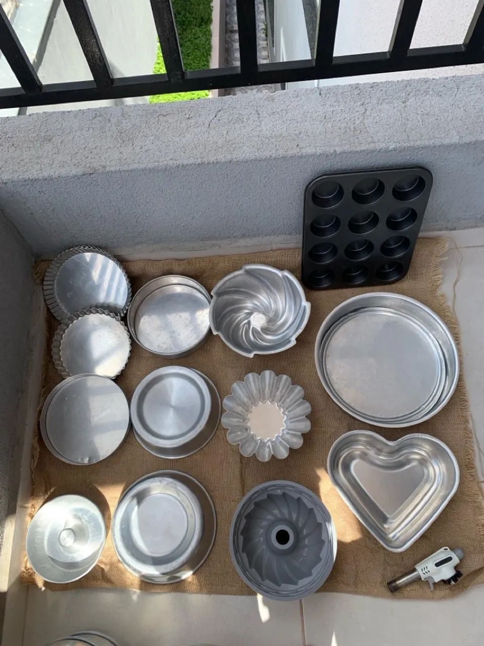Jogo com 35 Formas para Bolo , e Doces, tortas , mini pudim - Foto 2