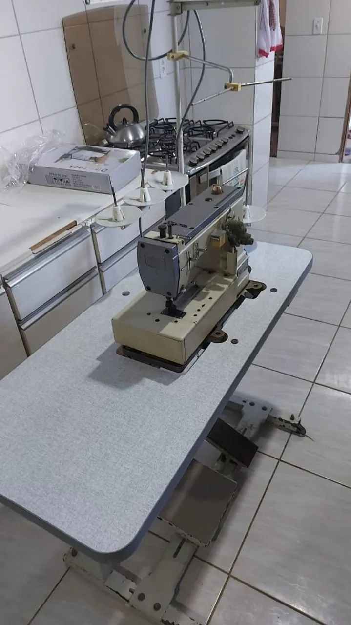 Máquina de costura Galoneira industrial  - Foto 4