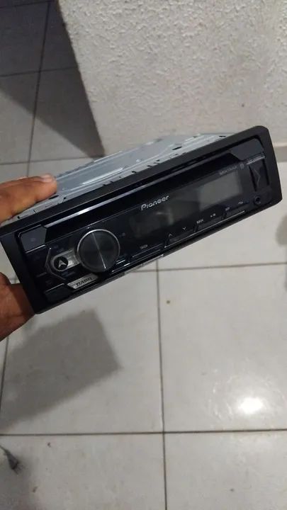 Som automotivo Pioneer com Bluetooth vendo ou troco por acessórios de som