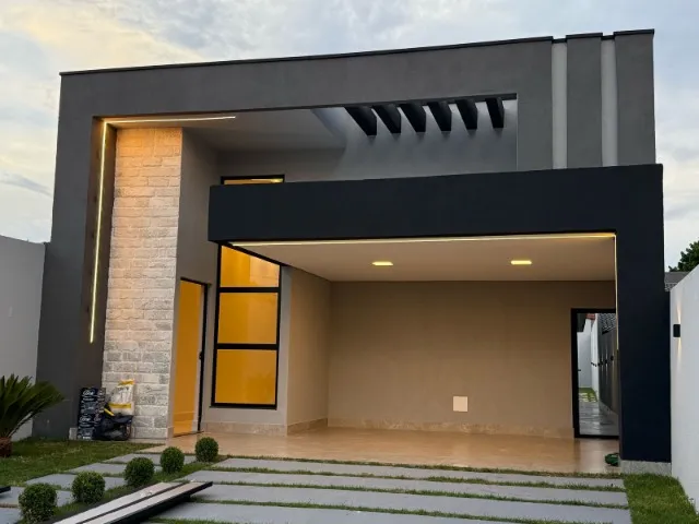Casa Vicente Pires - 03 Suites -Lote 450m² - Piscina e churrasqueira