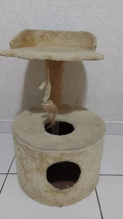 Caixa transportadora e arranhador  - Foto 3