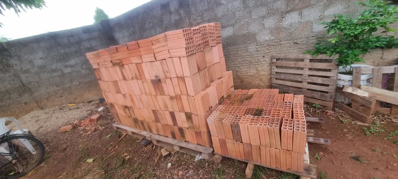 Vende-se 750 tijolos de 8 furos  - Foto 3