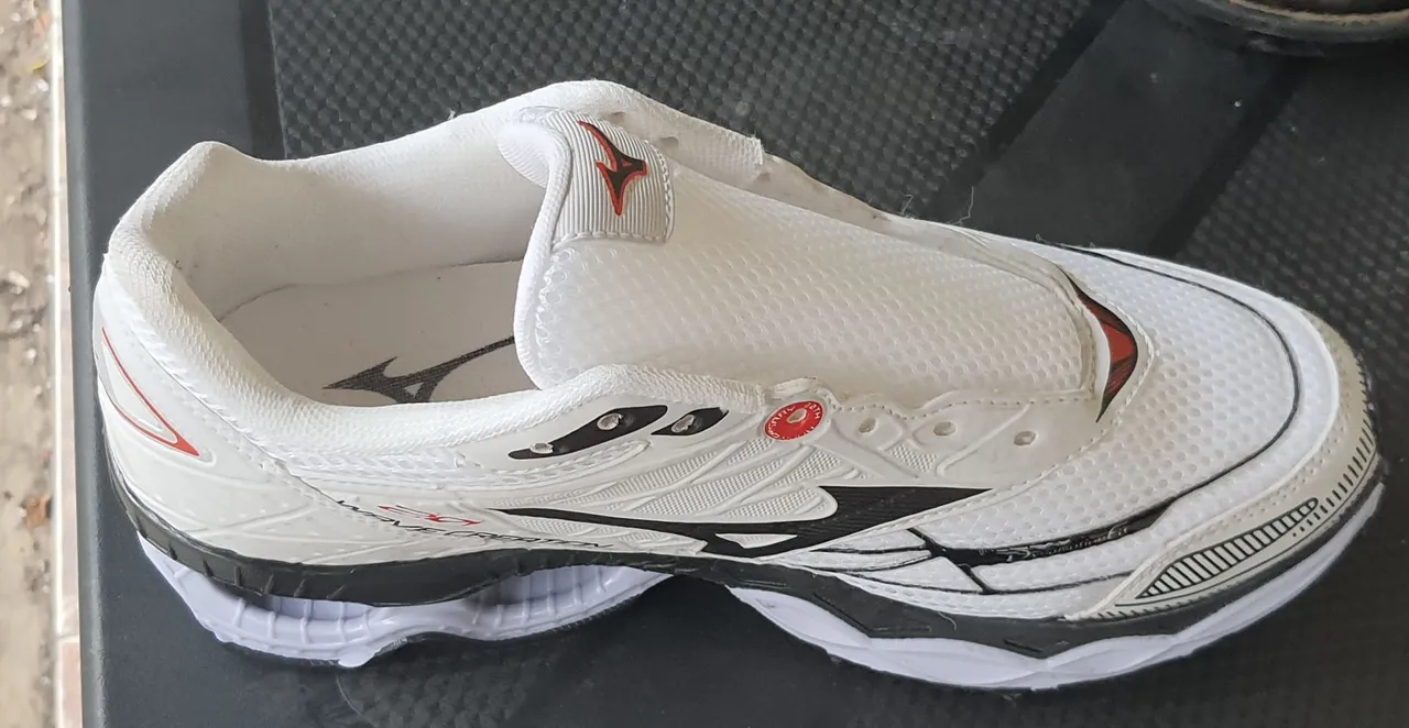 Tênis Mizuno Wave Creation - Conforto e Desempenho!