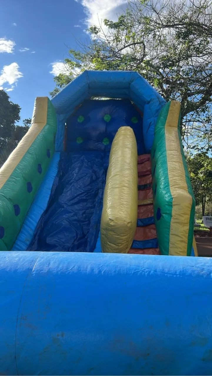 Escorregador Inflável Infantil