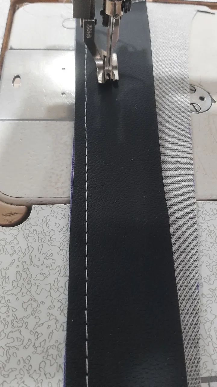 Máquina de Costura Industrial Singer - Foto 3