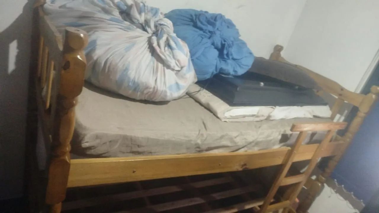 Beliche de madeira em ótimo estado - Foto 3