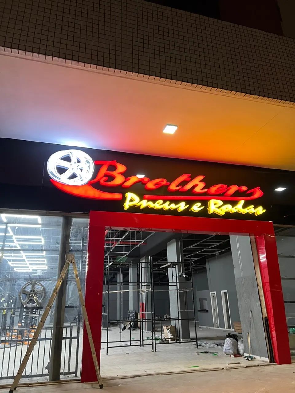 Letreiros e fachadas  - Foto 5