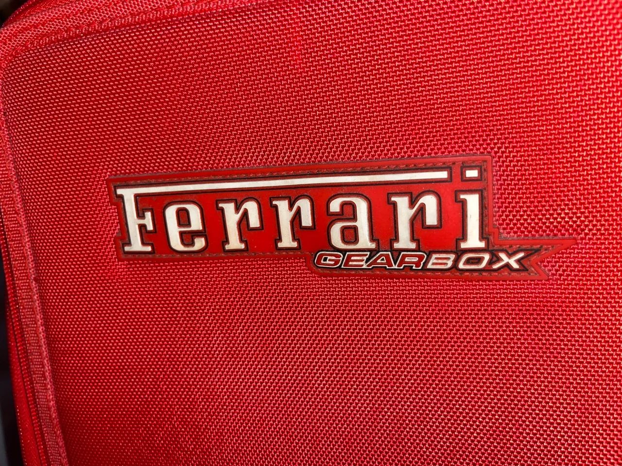 AITENTICA  Mochila Ferrari COM SELO DE AUTENTICIDADE FERRARI COMPRADA NA EUROPA - Foto 5