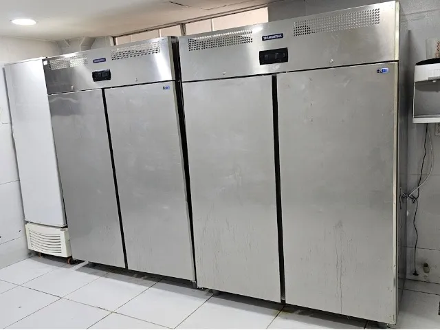 Refrigerador 2 portas de inox tramontina