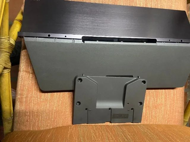 Para-Despega- Pé D e TV 65 Polegadas- Novo SEM -USO-Completo- - Foto 2