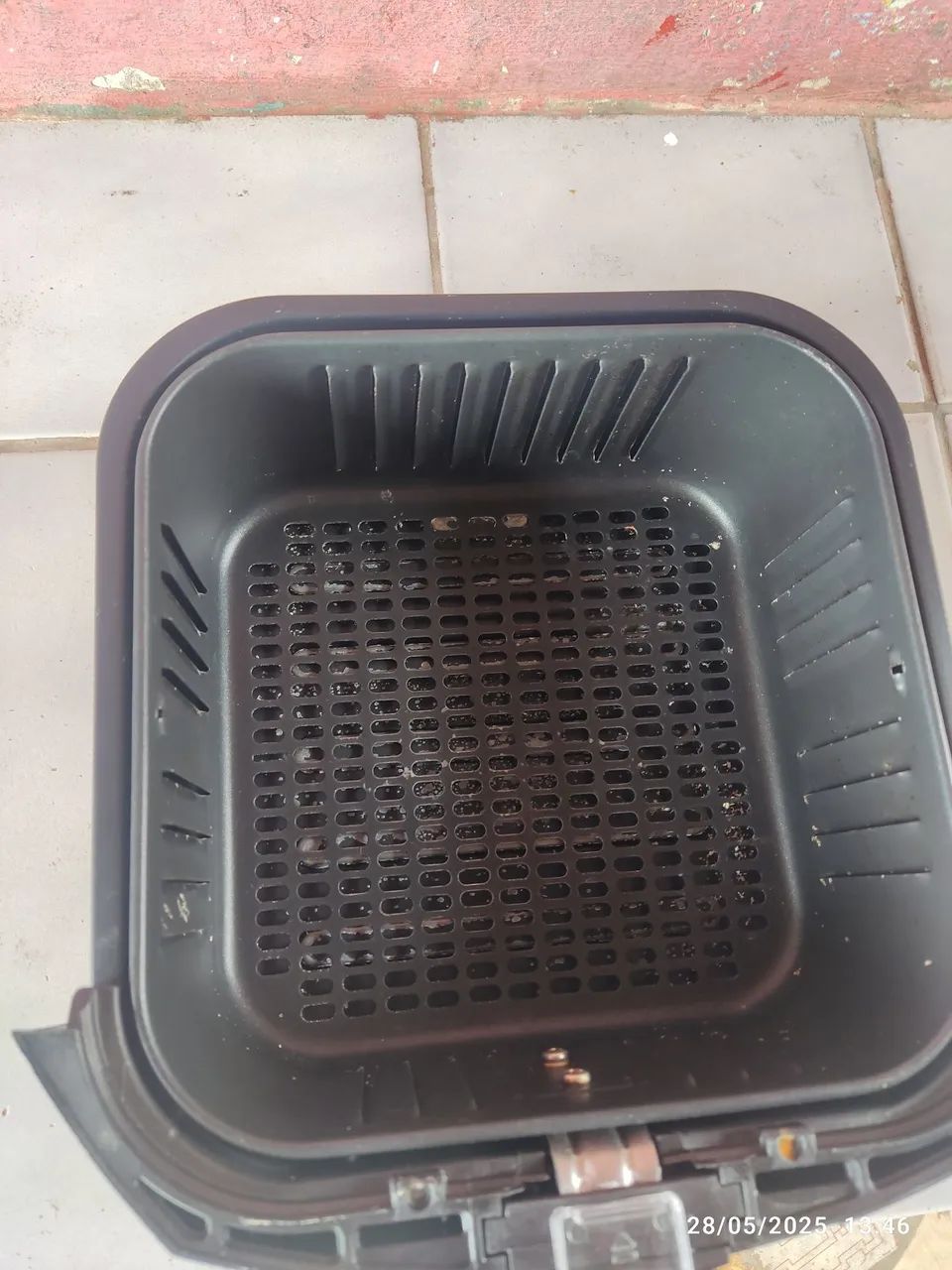 Cesto com cabo fritadeira ayr frer mondial 4 litros em perfeito estado Votorantim  - Foto 3