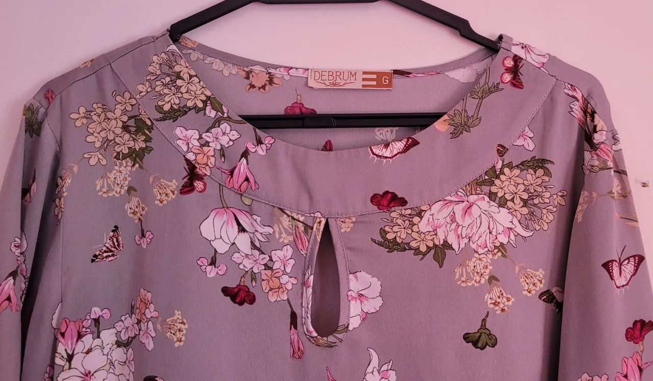 Blusa Floral Cinza em seda - Foto 2