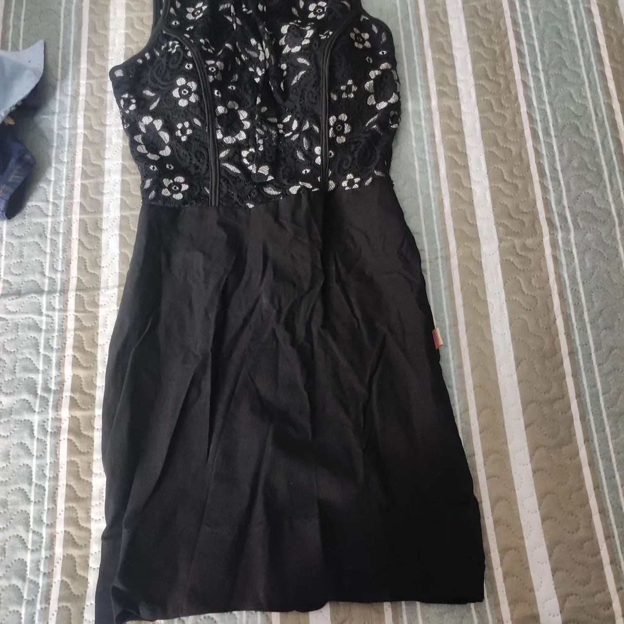 Vestido de renda preto - Foto 2