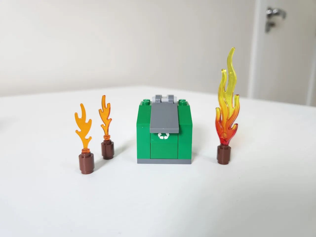 Lego City - Bombeiro e Moto Resgate - Foto 5