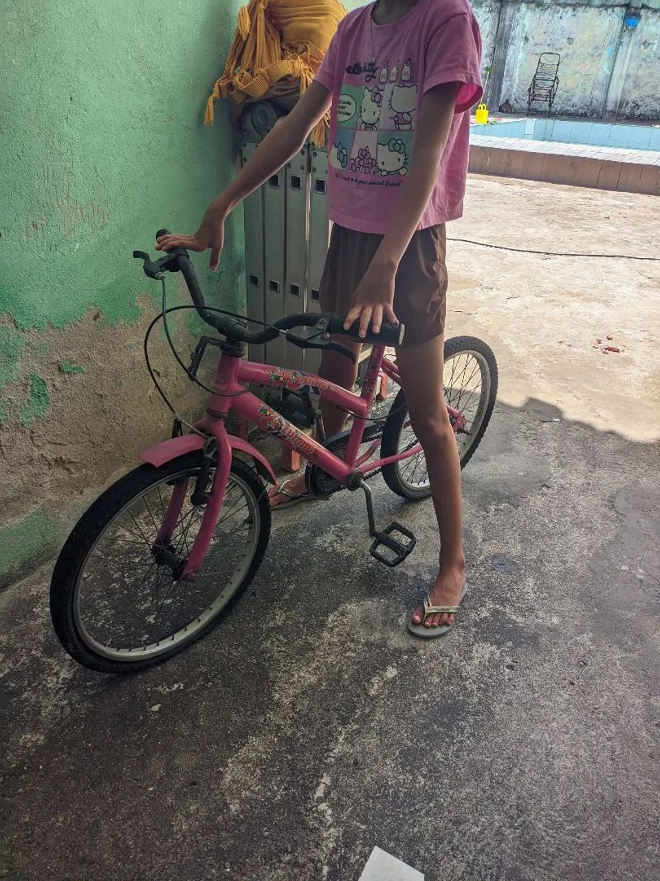 Está funcionando normalmente,só está com os pneus vazio. - Foto 4