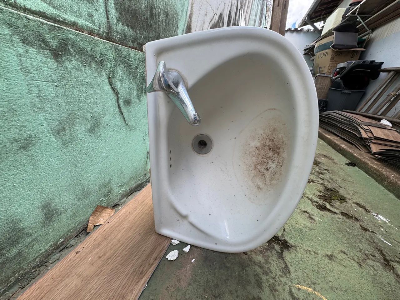 White Kitchen Sink64994030602499121