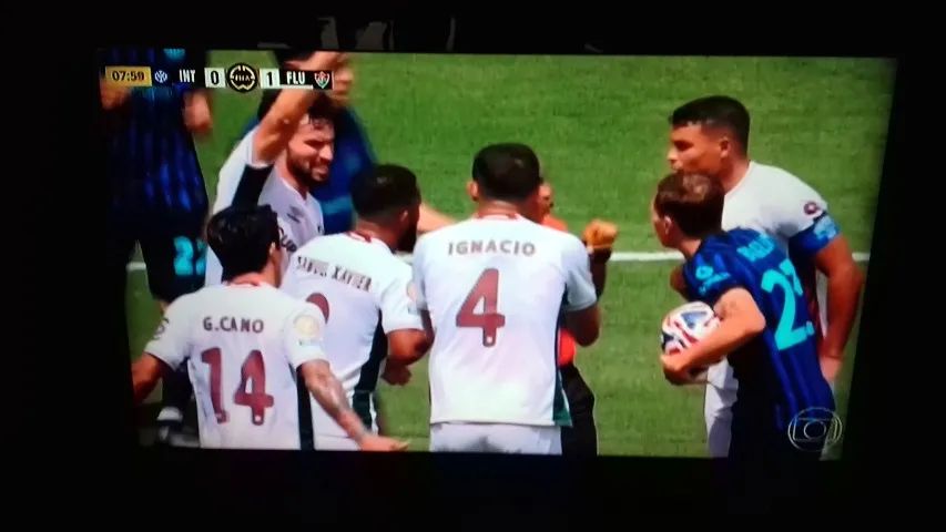 Tv LG 42" ótima "não é smart"