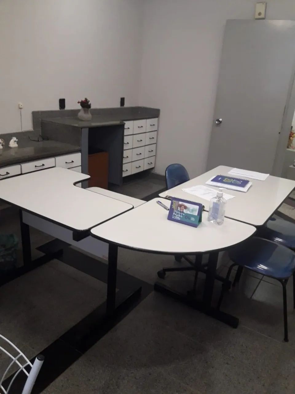 alugo sala comercial mobiliada, para diária ou mensal em campo grande, local excelente  - Foto 4