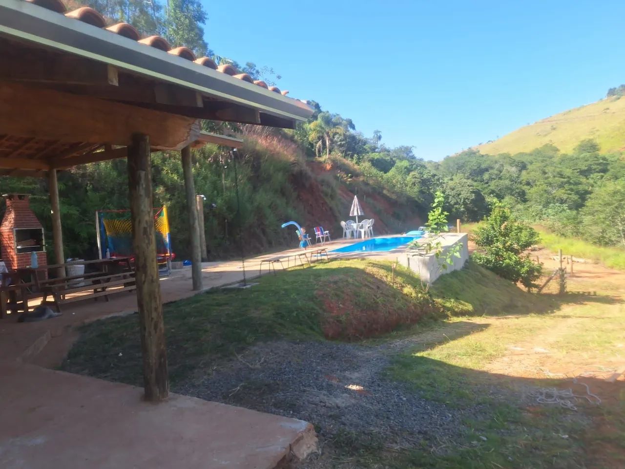 Chácara com Piscina, Churrasqueira - Foto 4