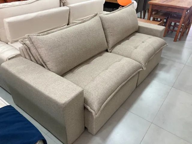 Sofá Retrátil Reclinável - Molas Ensacadas | Design Sem Caixa | Tecido Linho