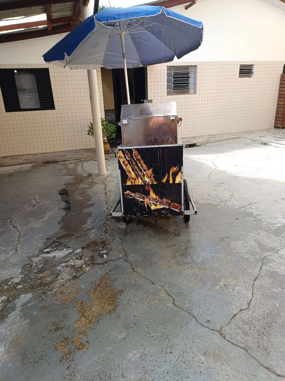 Carrinho de lanches completo para Espetinhos e Choripan  - Foto 3
