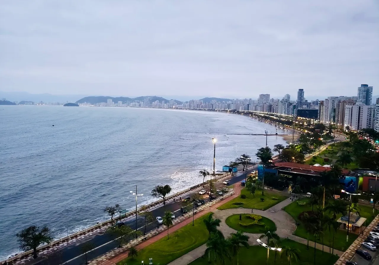 Locação - AP FRENTE LIVRE PARA O MAR!