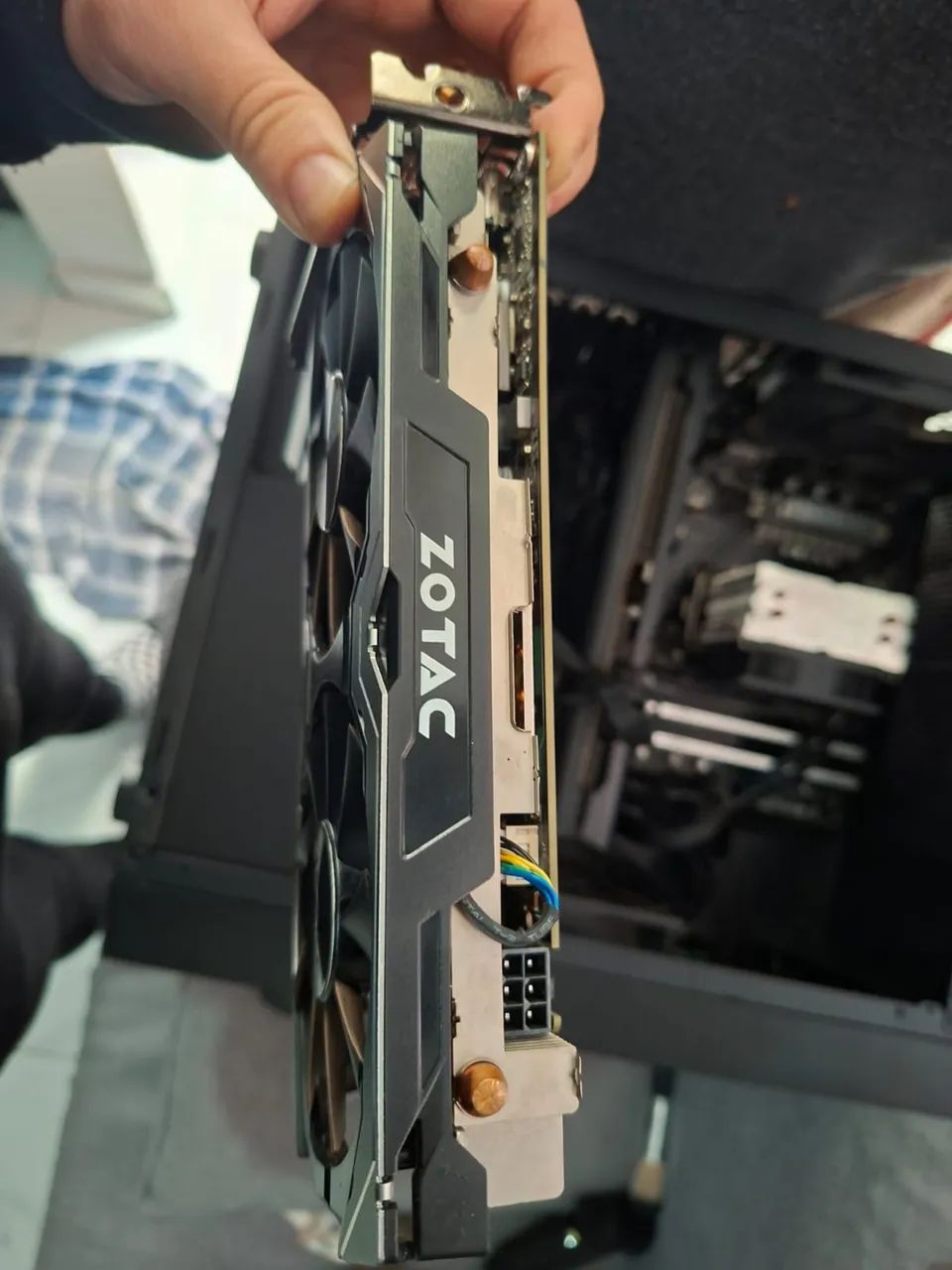 Gtx 1060 6gb AMP ZOTAC - Foto 2